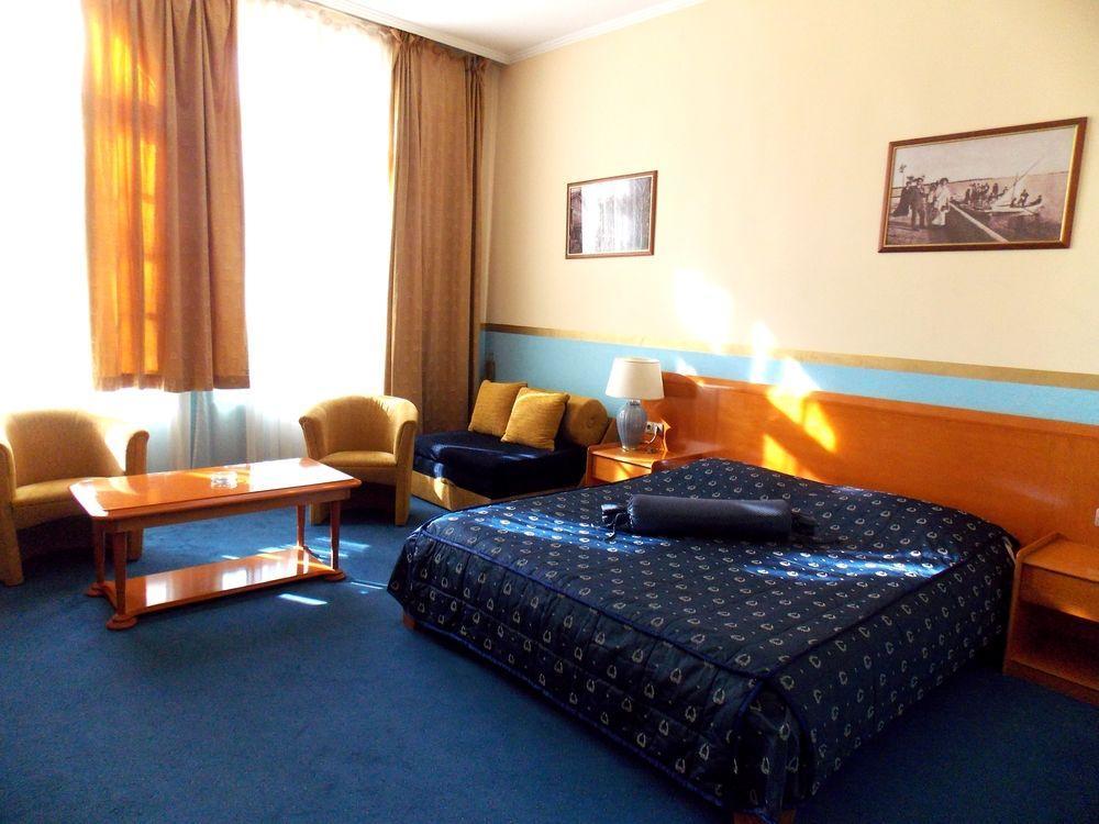 Garni Park Otel Palić